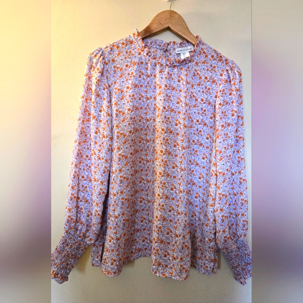 Cupcakes and Cashmere Floral Long-sleeve Blouse